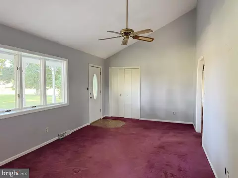 Living - 7250 Bayside Dr, Dover, DE 19901 photo 2 of 6