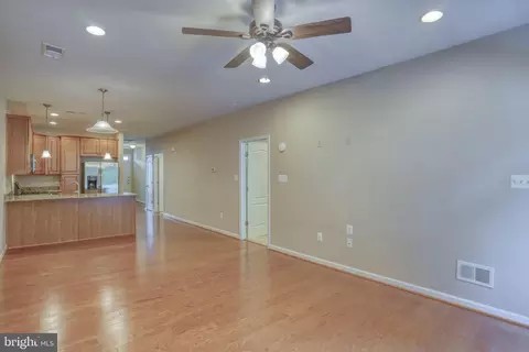 Living - 21 Starfire Ct, Dover, DE 19901 photo 6 of 6
