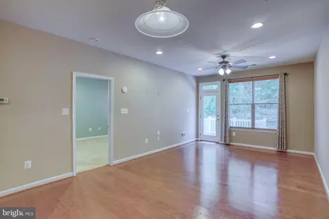 Living - 21 Starfire Ct, Dover, DE 19901 photo 3 of 6