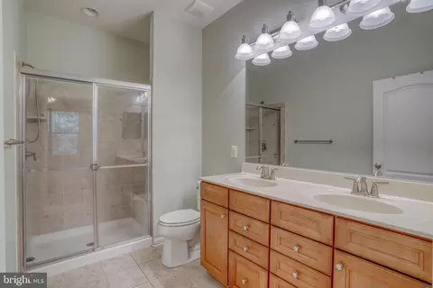 Bath - 21 Starfire Ct, Dover, DE 19901 photo 1 of 1