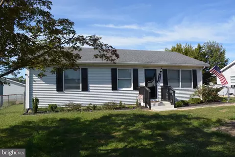 454 Laredo Dr, Smyrna, DE 19977