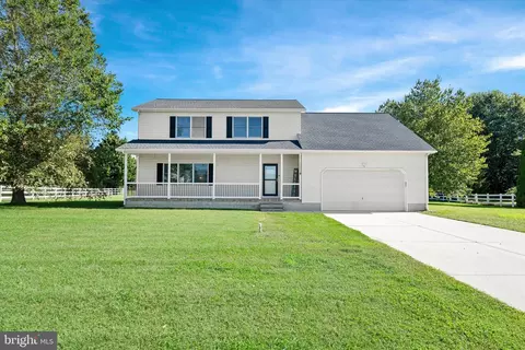 294 Fieldcrest Dr, Dover, DE 19904