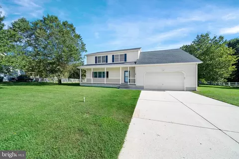 Exterior - 294 Fieldcrest Dr, Dover, DE 19904 photo 3 of 7