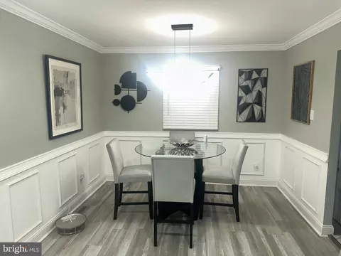 Dining - 422 Frear Dr #422, Dover, DE 19901 photo 2 of 2