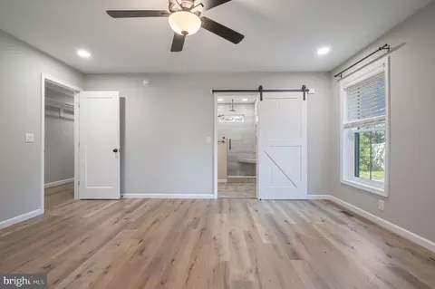 Entry Way - 1104 Bloomfield Dr, Harrington, DE 19952 photo 6 of 8