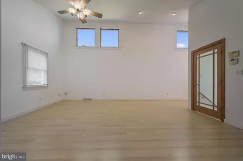 Living - 1104 Bloomfield Dr, Harrington, DE 19952 photo 11 of 11