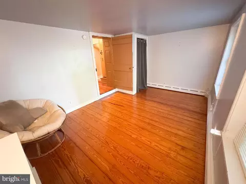 Bedroom - 14 E Commerce St, Smyrna, DE 19977 photo 4 of 6