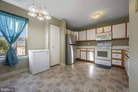 Kitchen - 136 Thames, Dover, DE 19904 photo 1 of 4