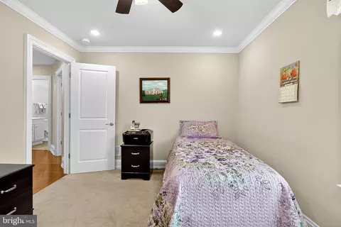 Bedroom - 37 Siltstone Dr, Dover, DE 19901 photo 4 of 8