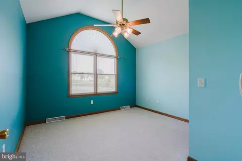 Bedroom - 74 Connie Ln, Dover, DE 19901 photo 6 of 7