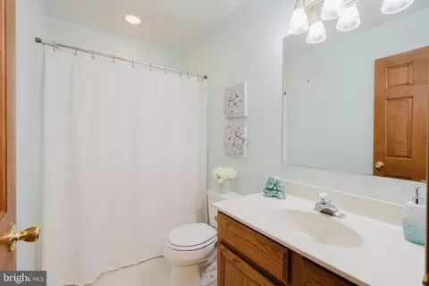 Bath - 74 Connie Ln, Dover, DE 19901 photo 2 of 3