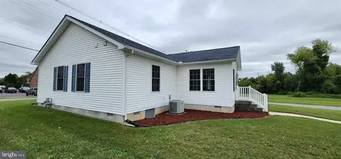 Exterior - 1694 S State St, Dover, DE 19901 photo 1 of 3