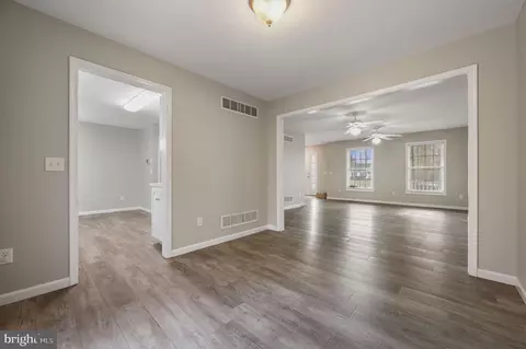 Entry Way - 176 Tall Tree Ln, Dover, DE 19904 photo 1 of 5