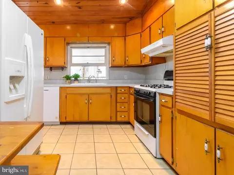 616 Smyrna Leipsic Rd, Smyrna, DE 19977