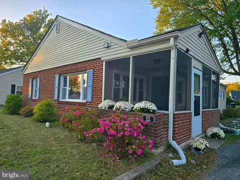 121 Morris Dr, Dover, DE 19901