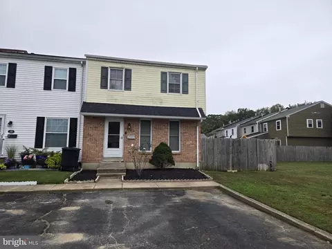 22 Forest Creek Dr, Dover, DE 19904 photo 2