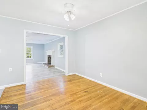 Living - 1573 Nathaniel Mitchell Rd, Dover, DE 19904 photo 6 of 9