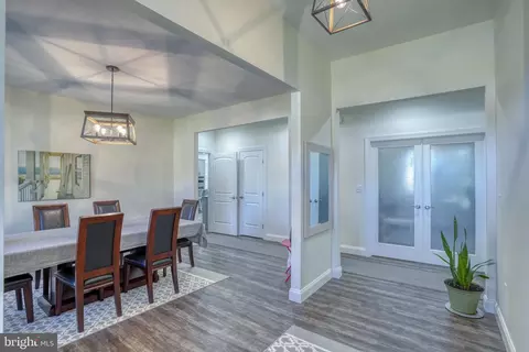 Entry Way - 1715 Windswept Ct, Dover, DE 19901 photo 5 of 5