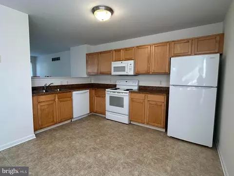 Kitchen - 127 E Sheldrake Cir, Dover, DE 19904 photo 1 of 2