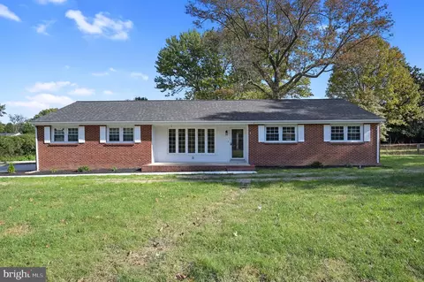 Exterior - 201 Old Mill Rd, Dover, DE 19901 photo 1 of 4