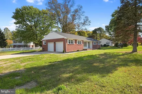 201 Old Mill Rd, Dover, DE 19901