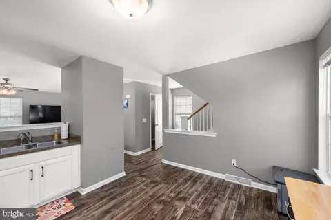 Entry Way - 351 Paradee Dr, Dover, DE 19904 photo 1 of 4