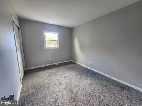 Bedroom - 374 David Hall Rd, Dover, DE 19904 photo 3 of 6