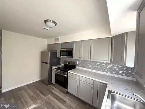 Kitchen - 124 Spruance Rd, Dover, DE 19901 photo 2 of 2