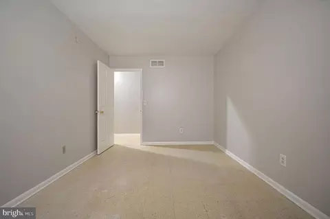 Bedroom - 33 Spruance Rd, Dover, DE 19901 photo 2 of 3