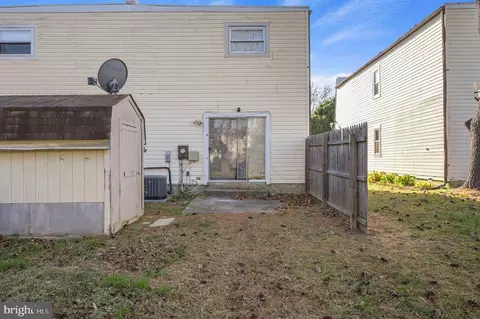 Exterior - 33 Spruance Rd, Dover, DE 19901 photo 2 of 3