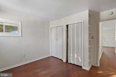 Entry Way - 430 Collins Dr, Dover, DE 19901 photo 2 of 2
