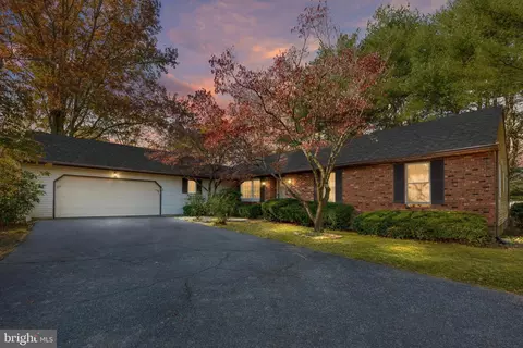 2209 Wheatleys Pond Rd, Smyrna, DE 19977