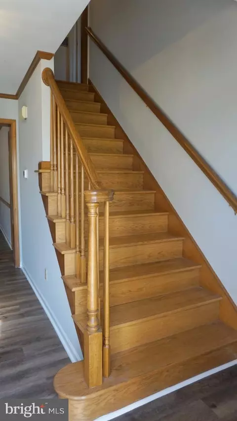 Entry Way - 32 Nanticoke Dr, Dover, DE 19904 photo 7 of 11