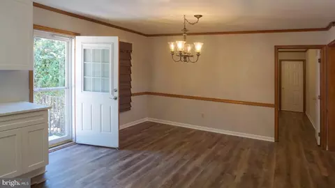 Entry Way - 32 Nanticoke Dr, Dover, DE 19904 photo 1 of 11