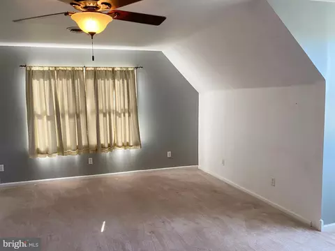 Bedroom - 32 Nanticoke Dr, Dover, DE 19904 photo 4 of 5