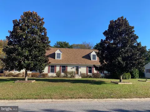 32 Nanticoke Dr, Dover, DE 19904