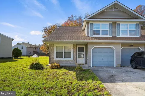 38 Heatherfield, Dover, DE 19904