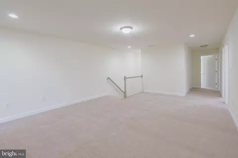 Entry Way - 51 Mapledale Rd, Dover, DE 19904 photo 12 of 22