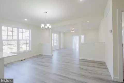 Entry Way - 51 Mapledale Rd, Dover, DE 19904 photo 8 of 22