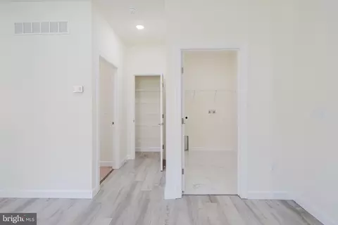 Entry Way - 51 Mapledale Rd, Dover, DE 19904 photo 16 of 22