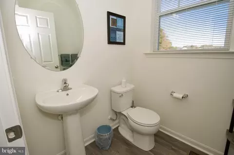 Entry Way - 520 Quails Nest Dr, Dover, DE 19904 photo 5 of 7