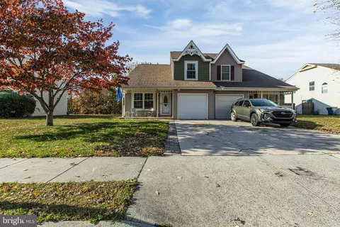 418 E Wind Dr, Dover, DE 19901 photo 1