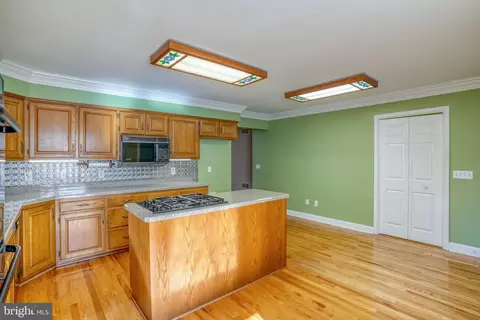 Kitchen - 7 Birchfield Dr, Dover, DE 19904 photo 4 of 5