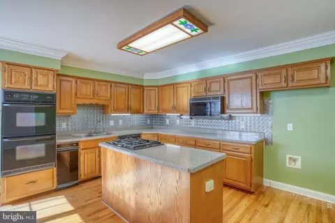 Kitchen - 7 Birchfield Dr, Dover, DE 19904 photo 3 of 5