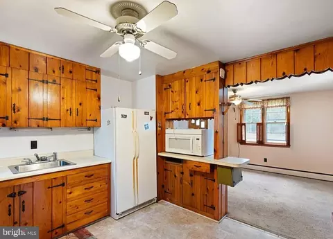 Kitchen - 2445 Kenton Rd, Dover, DE 19904 photo 4 of 4