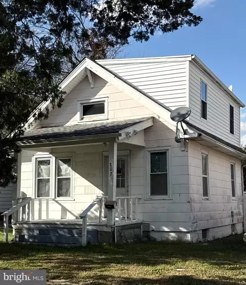 807 W North St, Dover, DE 19904 photo 2