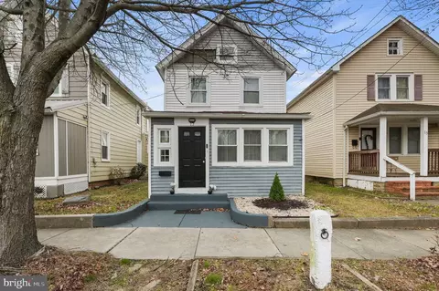 17 N Kirkwood St, Dover, DE 19904