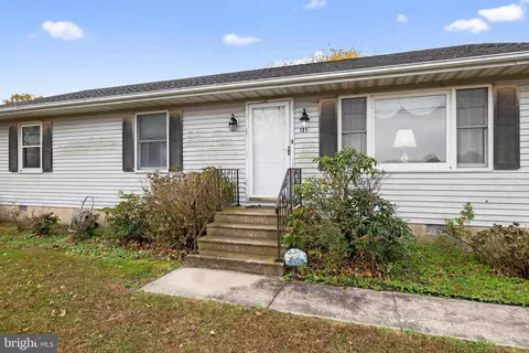 125 E Liberty St, Harrington, DE 19952 photo 2
