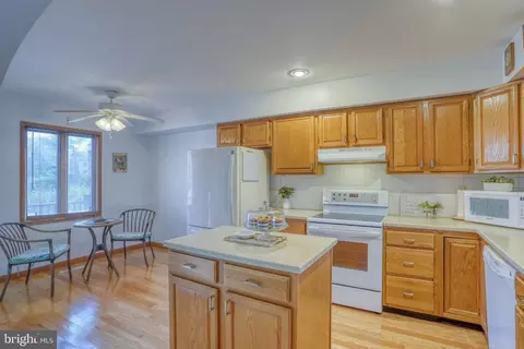 Kitchen - 59 Chatham Ct, Dover, DE 19901 photo 1 of 4