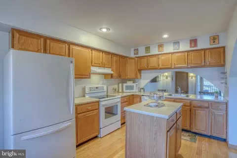 Kitchen - 59 Chatham Ct, Dover, DE 19901 photo 2 of 4